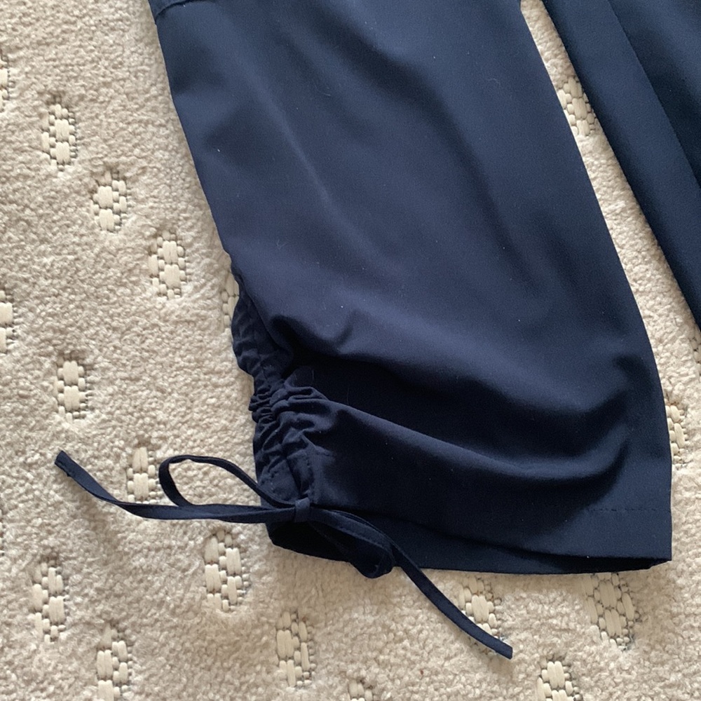 Capri Pants - Picture 6 of 6